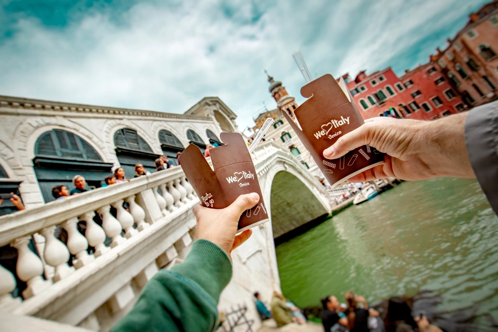 Pasta boxes at Rialto Bridge